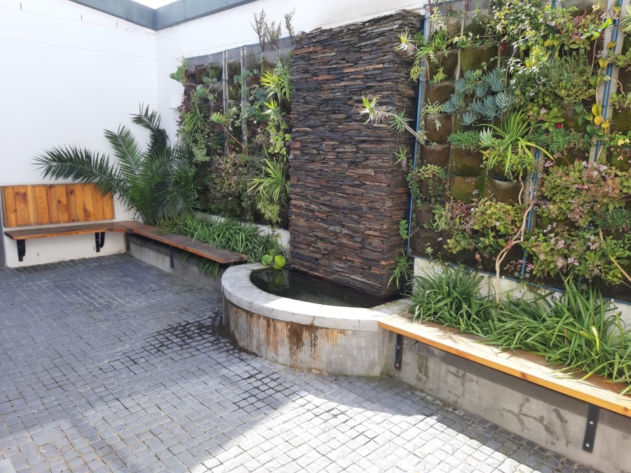 To Let Commercial Property for Rent in Woodstock Western Cape